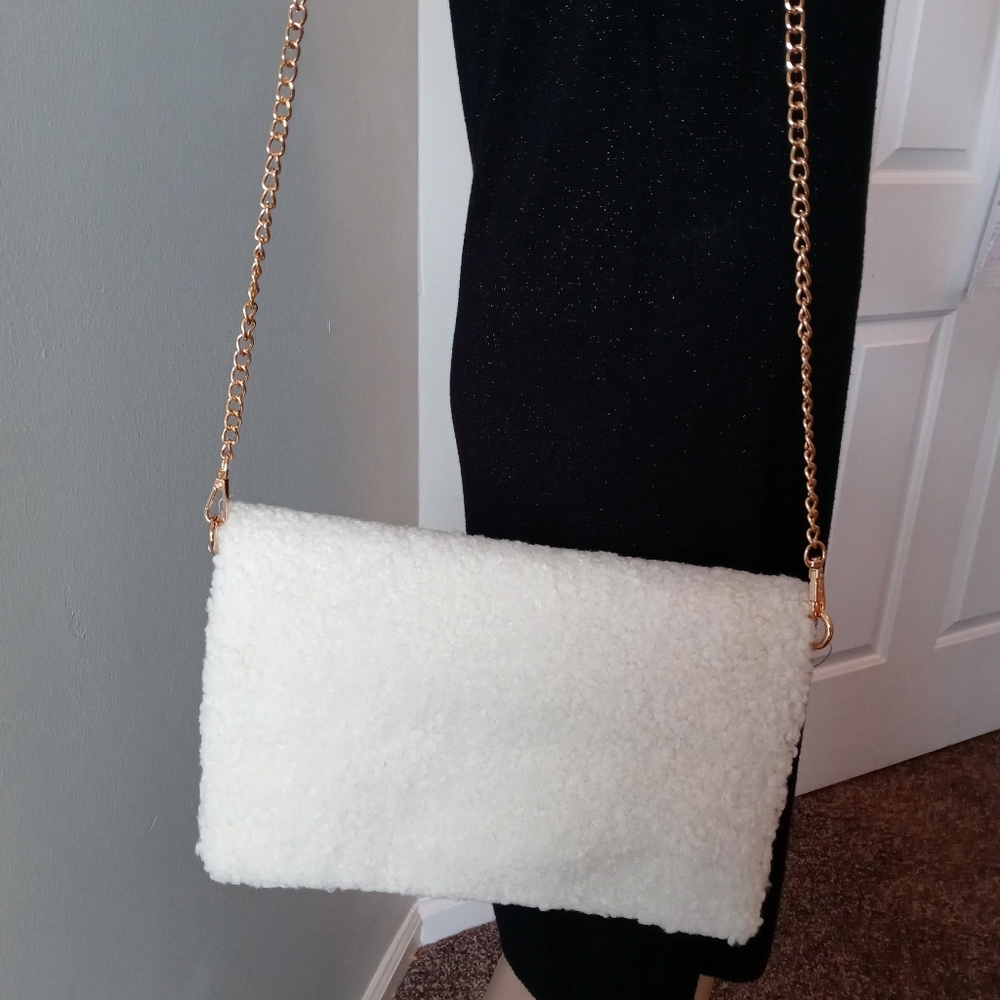 White Faux Fur Clutch - Picture 5 of 11